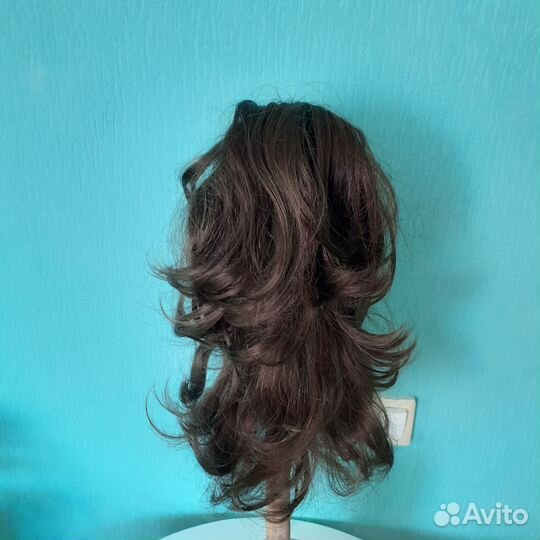 Хвост на заколке