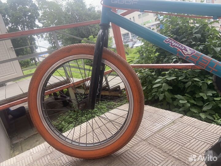 Трюковой велосипед BMX