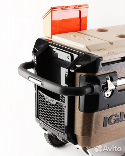 Термоконтейнер Igloo TrailMate 70 Brown (66 литров