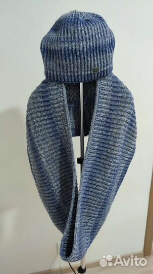 Комплект шапка и снуд