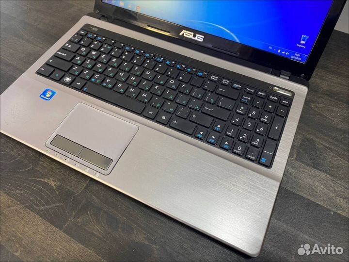Ноутбук asus для учебы/игр