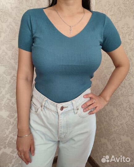 Футболка женская