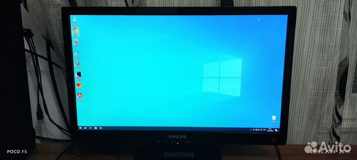 Монитор philips 22