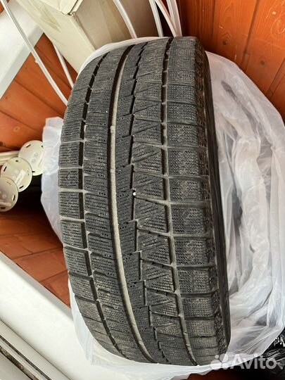 Bridgestone Blizzak Revo GZ 205/55 R16