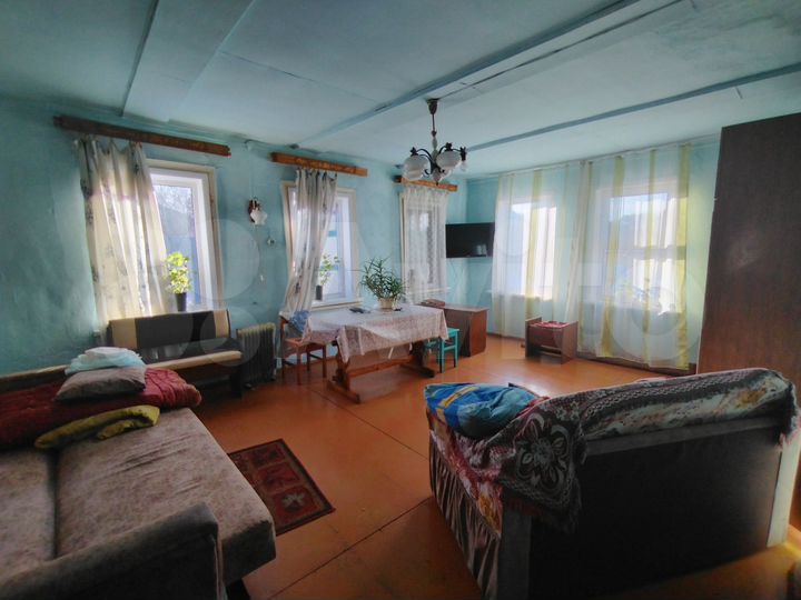 Дом 69,2 м² на участке 8 сот.