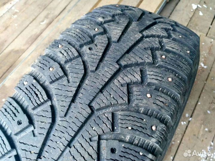 Nokian Tyres Hakkapeliitta 5 235/65 R17