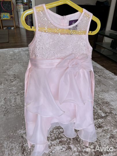 Продам платье для девочки