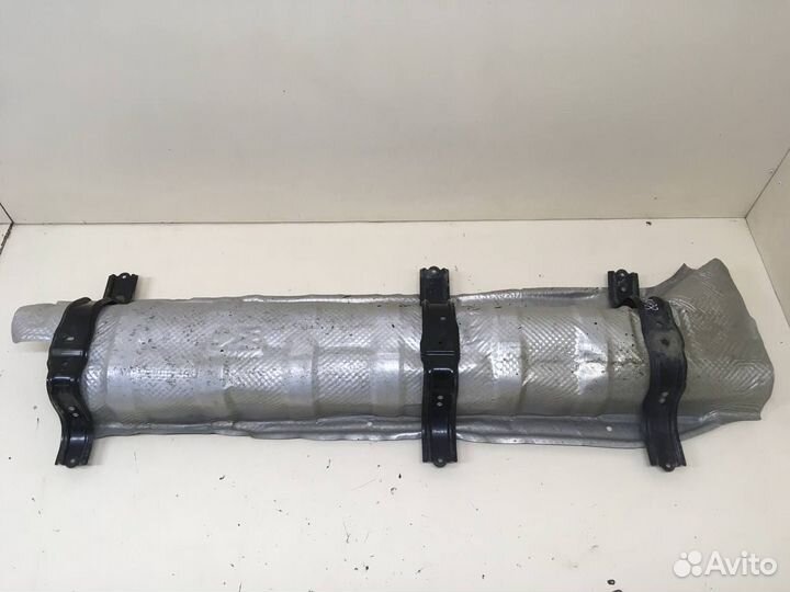 Б/У Б/У Тепловой экран 587200R050 toyota