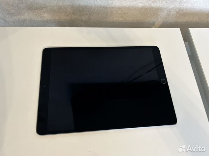 iPad air 2019 64gb Wi-Fi + Cellular