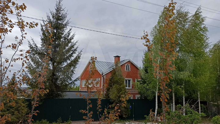 Дом 330 м² на участке 15 сот.