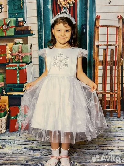 Платье снежинки 110