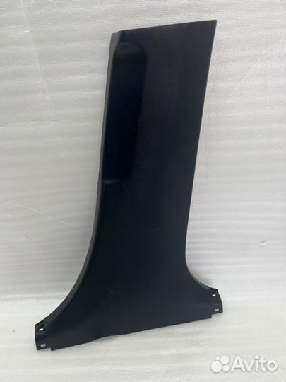 Накладка стойки внутренняя правая Toyota Camry
