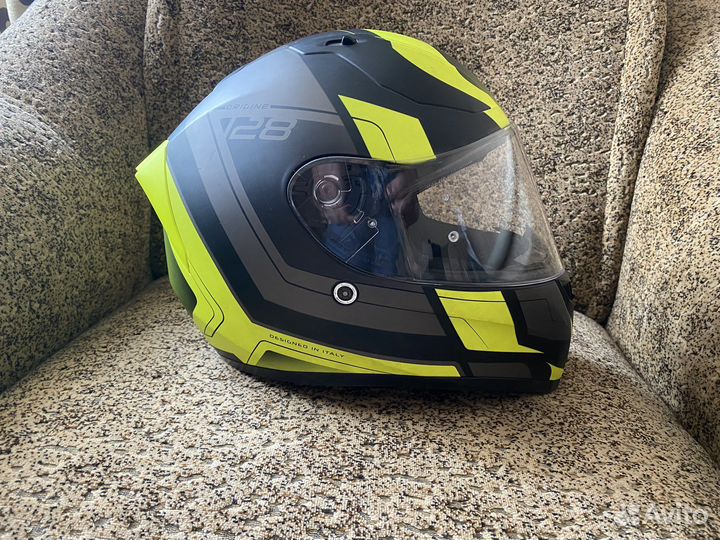 Продам мотоциклетный шлем