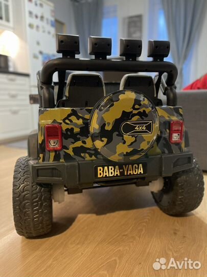 Детский электромобиль 4:4