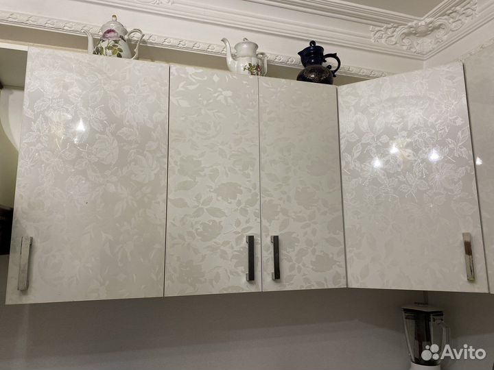 Продаю кухонную мебель б/у в нормлаьном состоянии