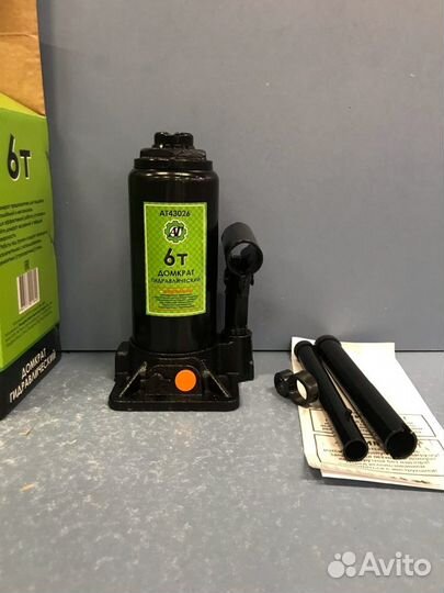 Домкрат бутылочный, гидравлический AT 6 тонн