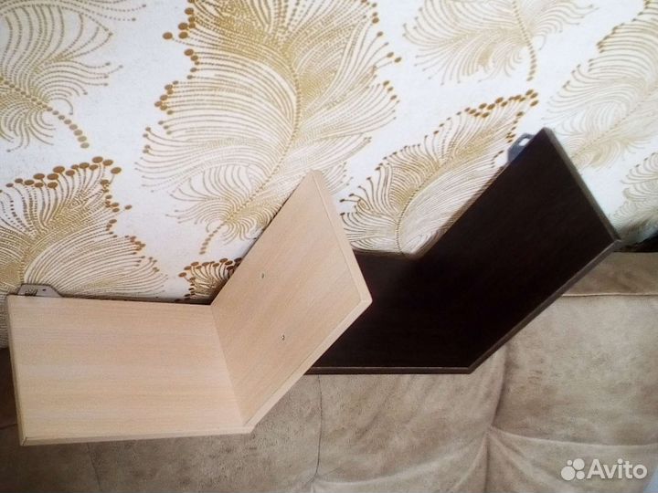 Полка настенная навесная