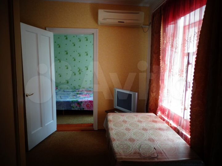 Дом 35 м² на участке 5 сот.