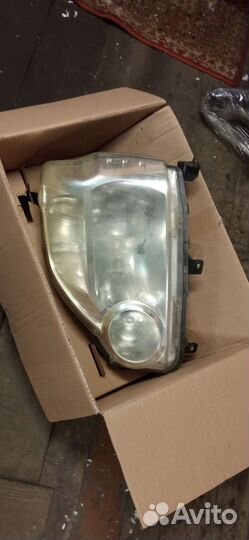 Автомобильная фара
