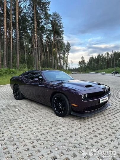 Dodge Challenger 6.4 AT, 2021, 16 200 км