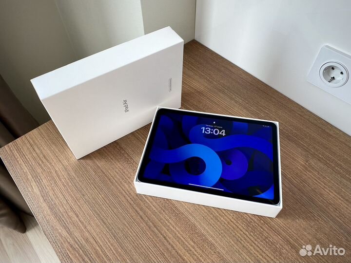 iPad Air 4 2020 256Gb/Wi-Fi идеальный/чкхол