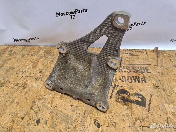 Кронштейн опоры двигателя задний Honda Civic 4D