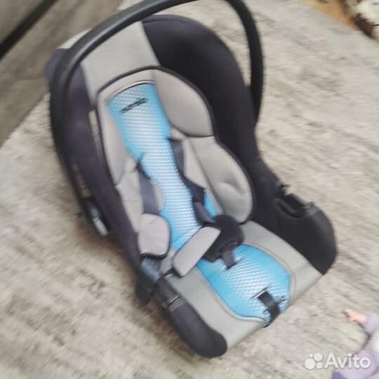 Автолюлька автокресло