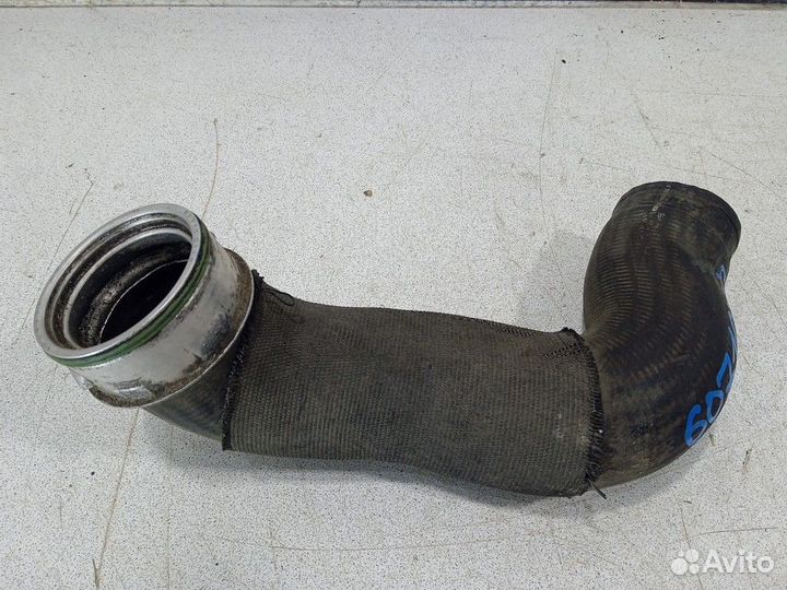 Патрубок интеркулера