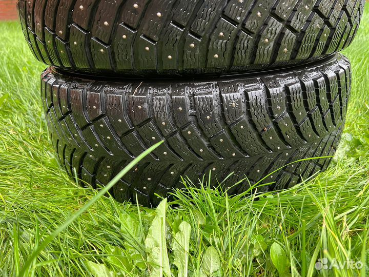 Michelin X-Ice North 4 205/55 R16