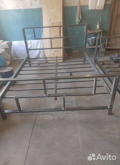 Кровaть из металла 140х200
