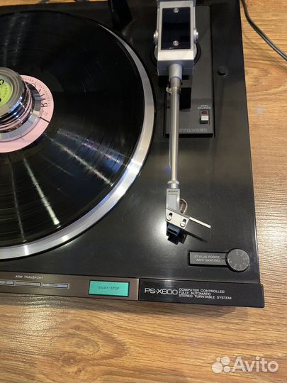 Проигрыватель винила Sony PS-X600