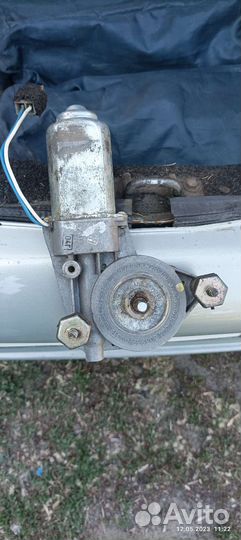 Моторчик стеклоподъемника ваз 2110