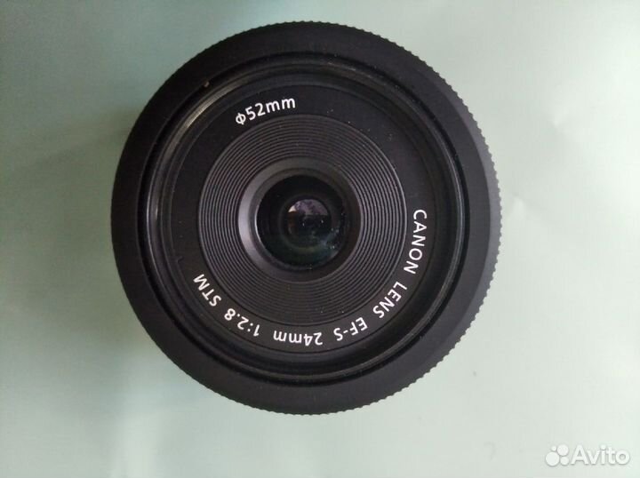 Объектив Canon EF-S 24mm f/2.8 STM, черный