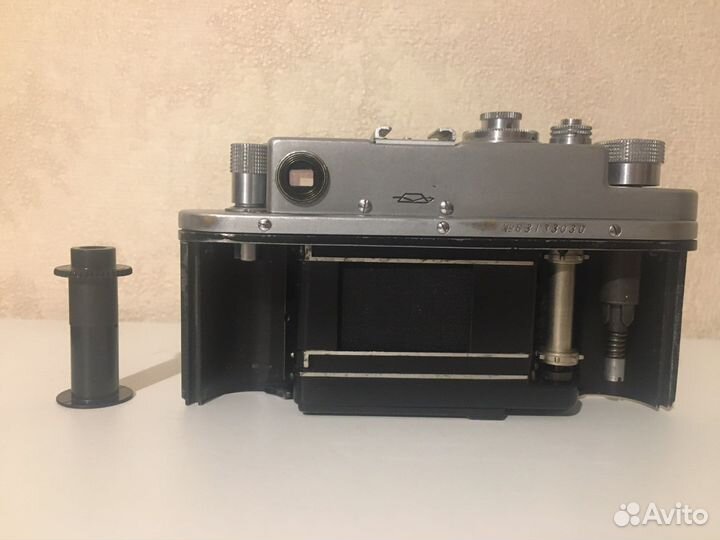 Плёночный фотоаппарат Зоркий-4