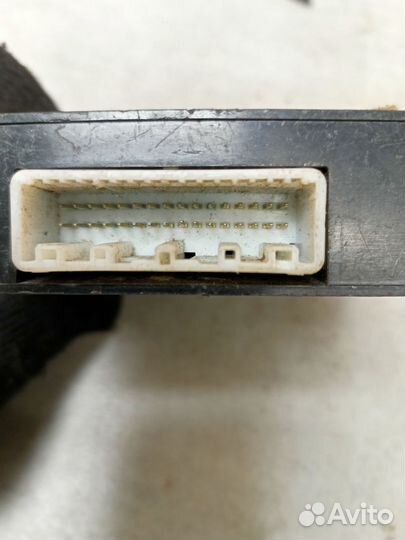 Блок управления парктрониками 1881002410