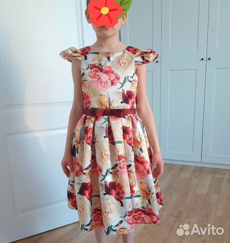 Нарядное платье для девочки 134 140