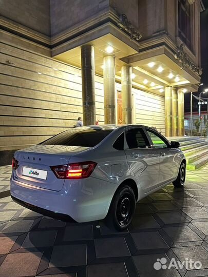 LADA Vesta, 2017
