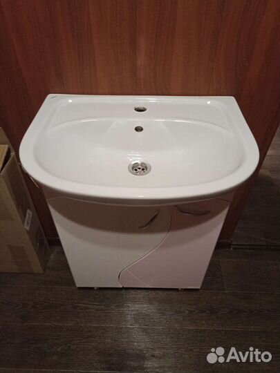 Тумба для ванной с раковиной