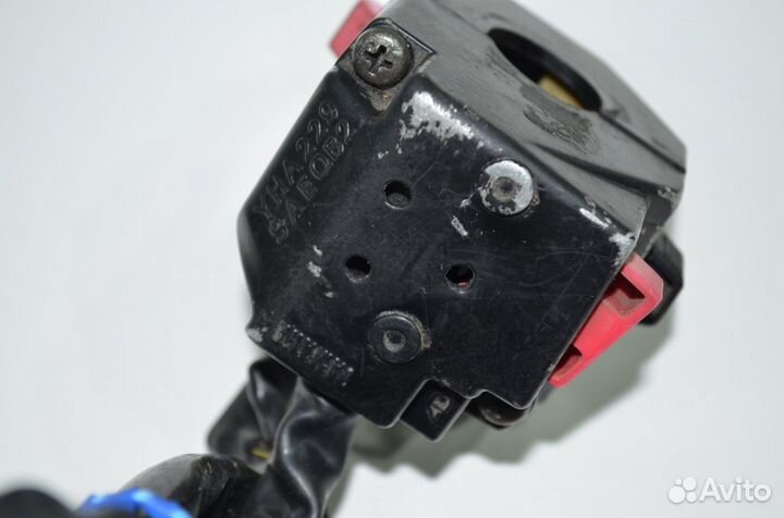 Пульт левый Yamaha fzr250r