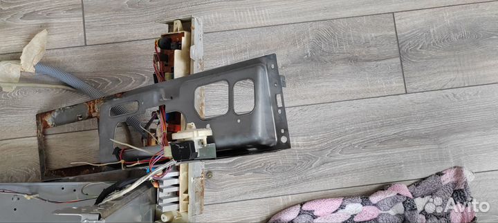 Запчасть для стиральной машины от Самсунга