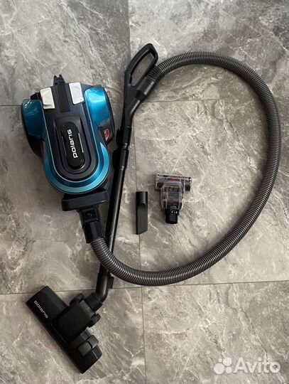 Пылесос Polaris PVC 2004RI голубой