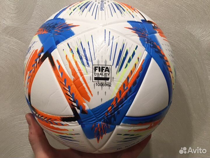 Футбольный мяч Adidas Al Rihla League Fifa Quality