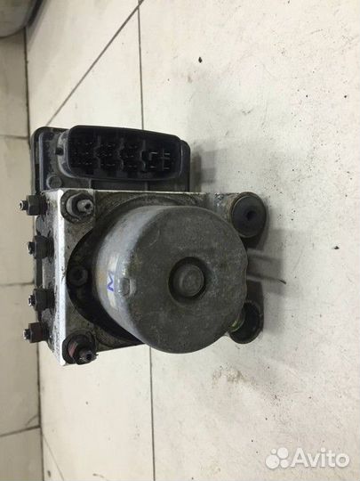 Блок ABS (насос) Suzuki Baleno