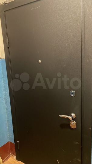 2-к. квартира, 53 м², 1/9 эт.