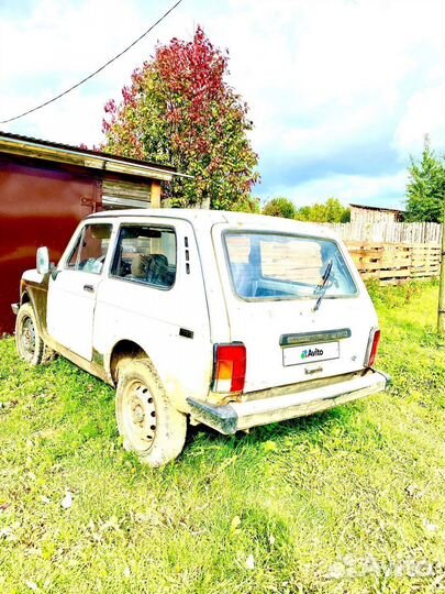 LADA 4x4 (Нива) 1.6 МТ, 1995, 100 000 км