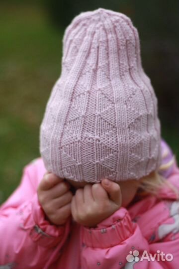 Новая шапочка для девочки из мериноса