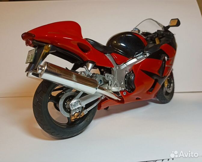 Модель мотоцикла 1 12 Suzuki hayabusa
