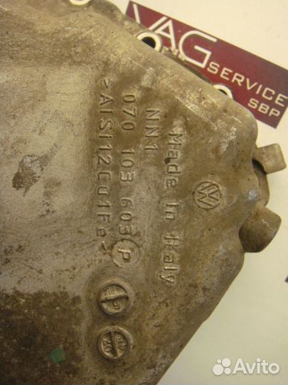 Поддон двигателя 2.5 R5 транспортер Т5 AXD AXE BNZ