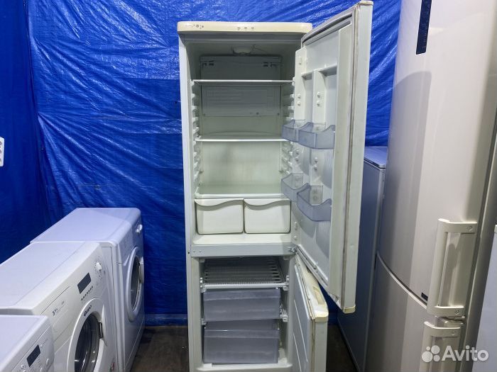 Холодильник Zanussi для дома и дачи