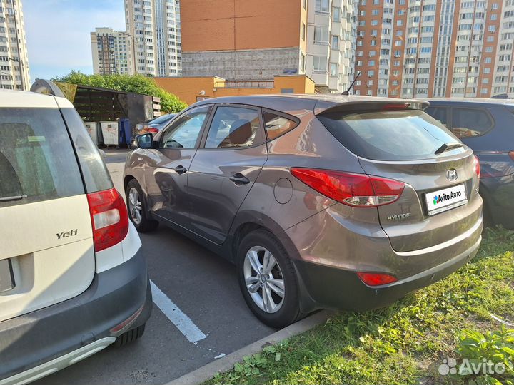 Hyundai ix35 2.0 AT, 2011, 200 000 км